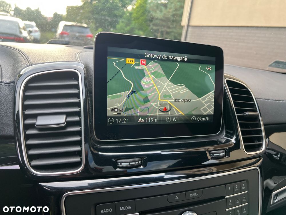 Mercedes-Benz GLE - 20