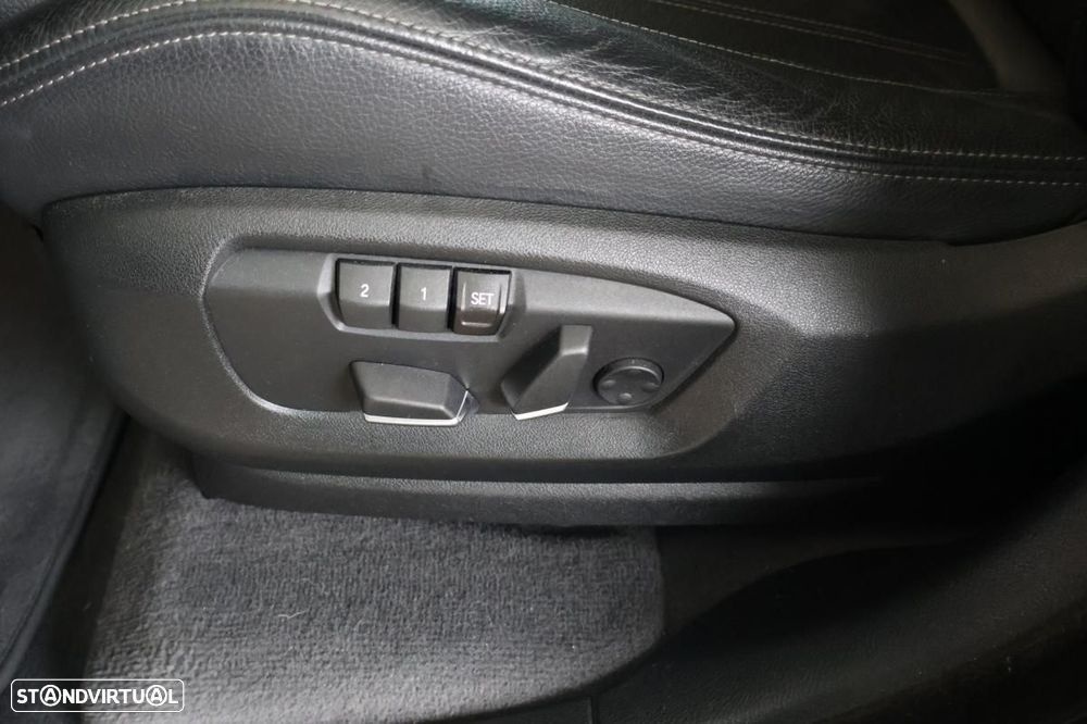 BMW X5 25 d sDrive Comfort 7L - 17