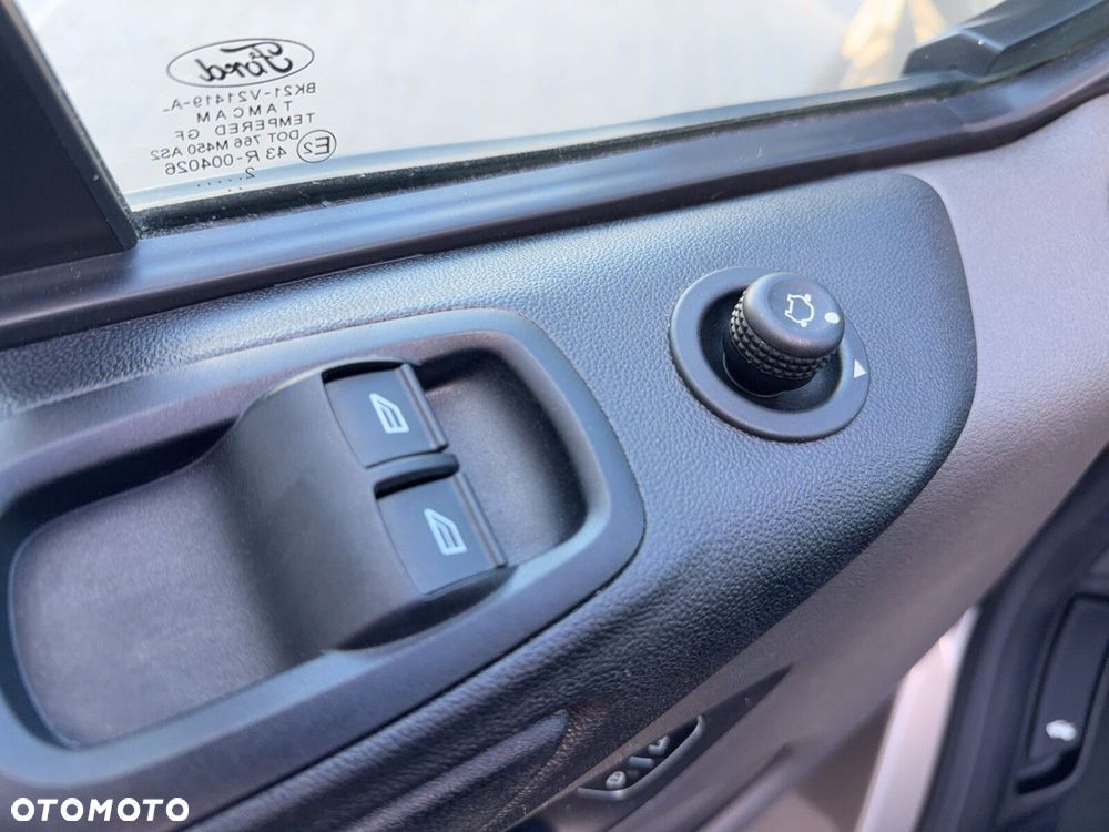 Ford Transit Custom - 11