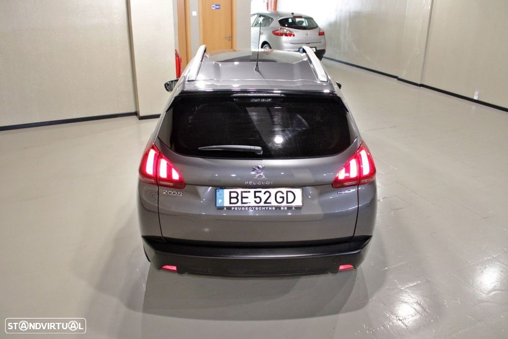 Peugeot 2008 1.2 PureTech Style EAT6 - 8