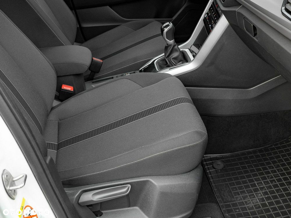 Volkswagen T-Roc 1.5 TSI Life - 30