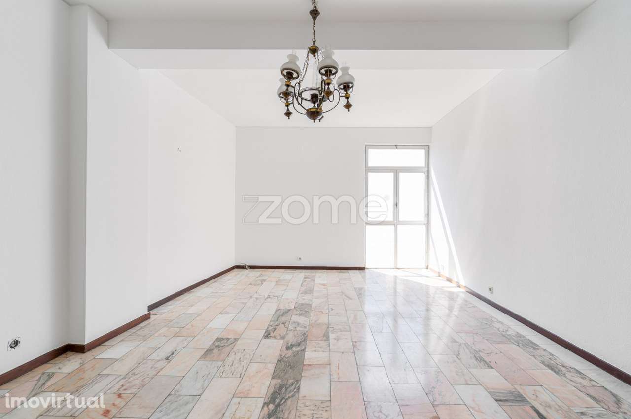 Apartamento T2 I Centro do Funchal I Excelente oportunidade - Grande imagem: 2/18