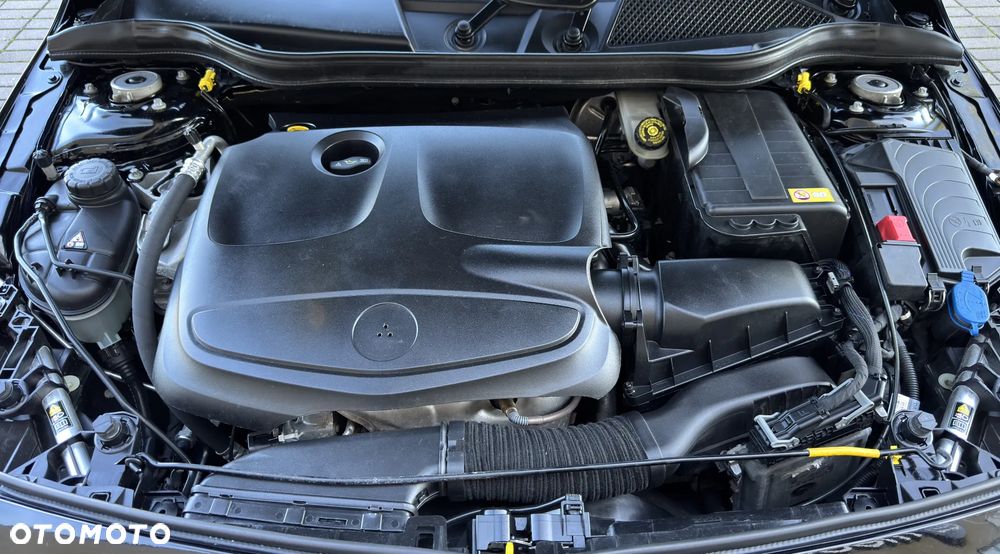 Mercedes-Benz Klasa A 250 4-Matic AMG Line - 35