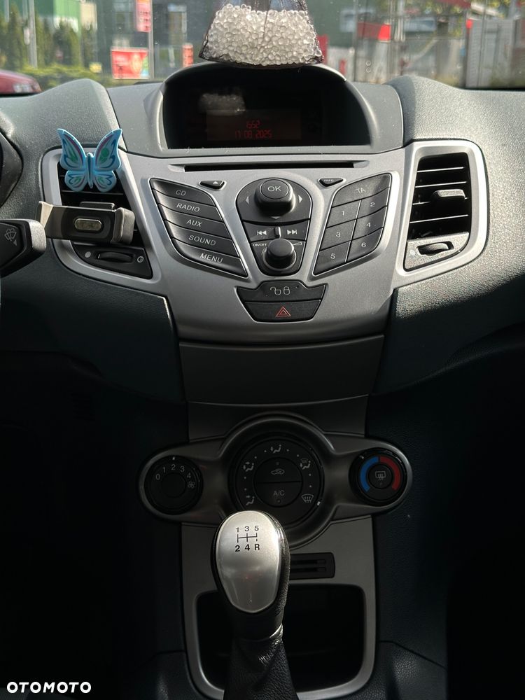 Ford Fiesta - 19