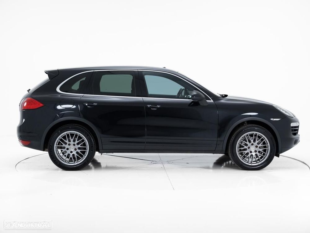 Porsche Cayenne - 3