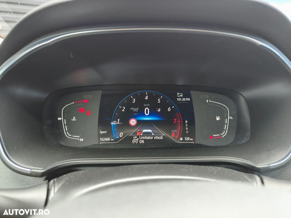 Renault Megane TCE 140 EDC Techno - 22