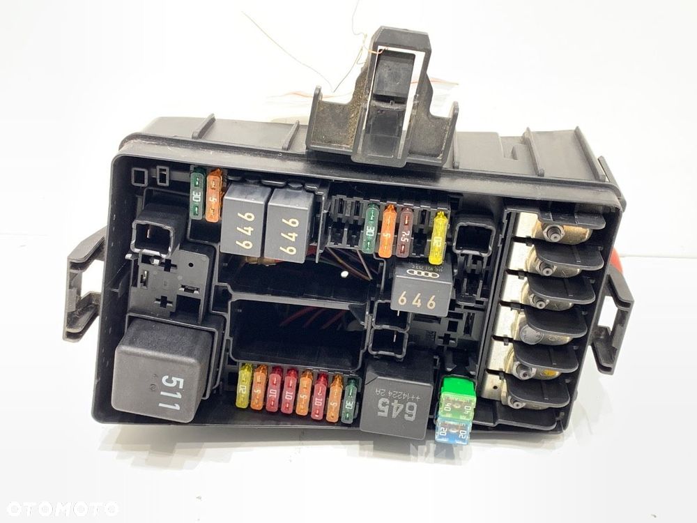 SKRZYNKA BEZPIECZNIKÓW - 169.00 PLN - SKODA OCTAVIA III Combi (5E5, 5E6) 2012 - 2022 1.6 TDI 77 kW - 1