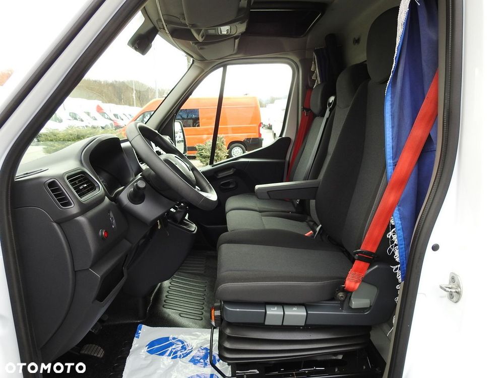 Renault MASTER PLANDEKA 10 PALET TEMPOMAT KLIMATYZACJA LEDY PNEUMATYKA  165KM - 27