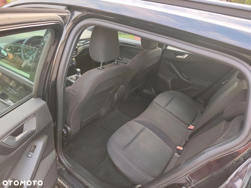 Ford Focus 1.5 EcoBlue ST-Line - 10
