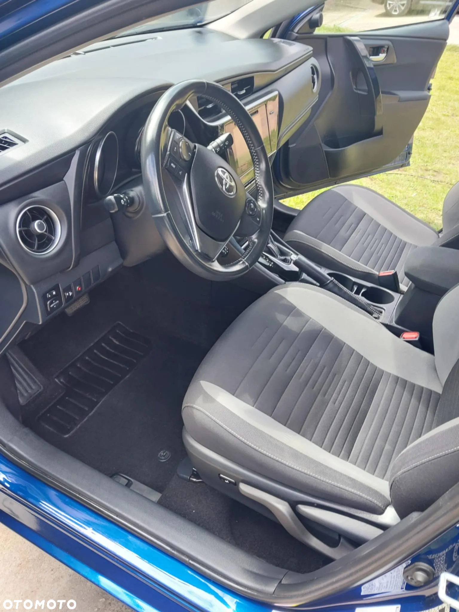 Toyota Auris 1.6 Comfort MS - 16