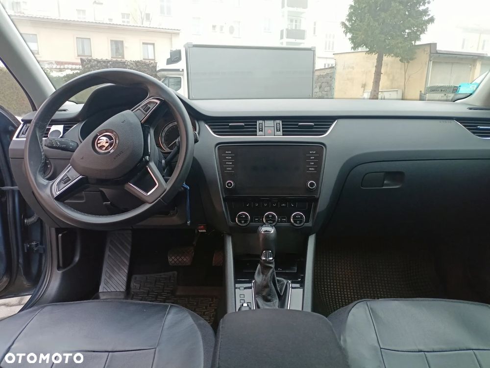 Skoda Octavia 1.5 TSI ACT Style DSG - 7