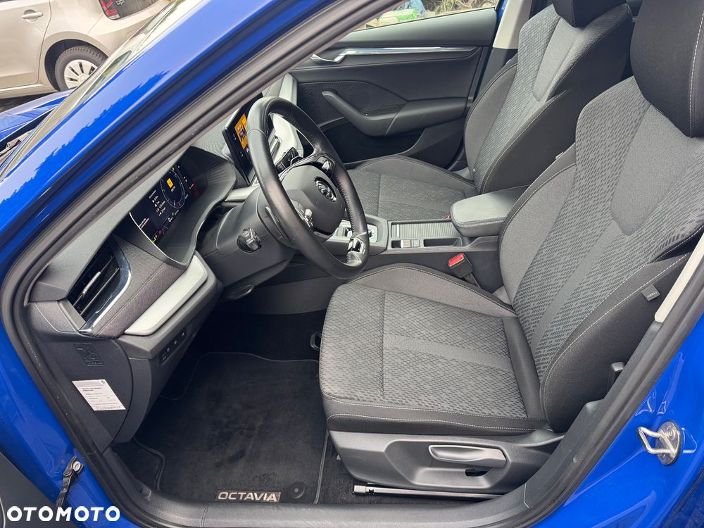 Skoda Octavia 1.5 TSI e-TEC DSG Style - 10