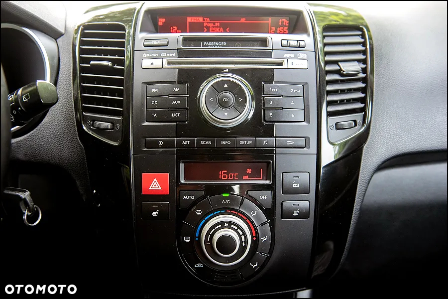 Kia Venga - 22