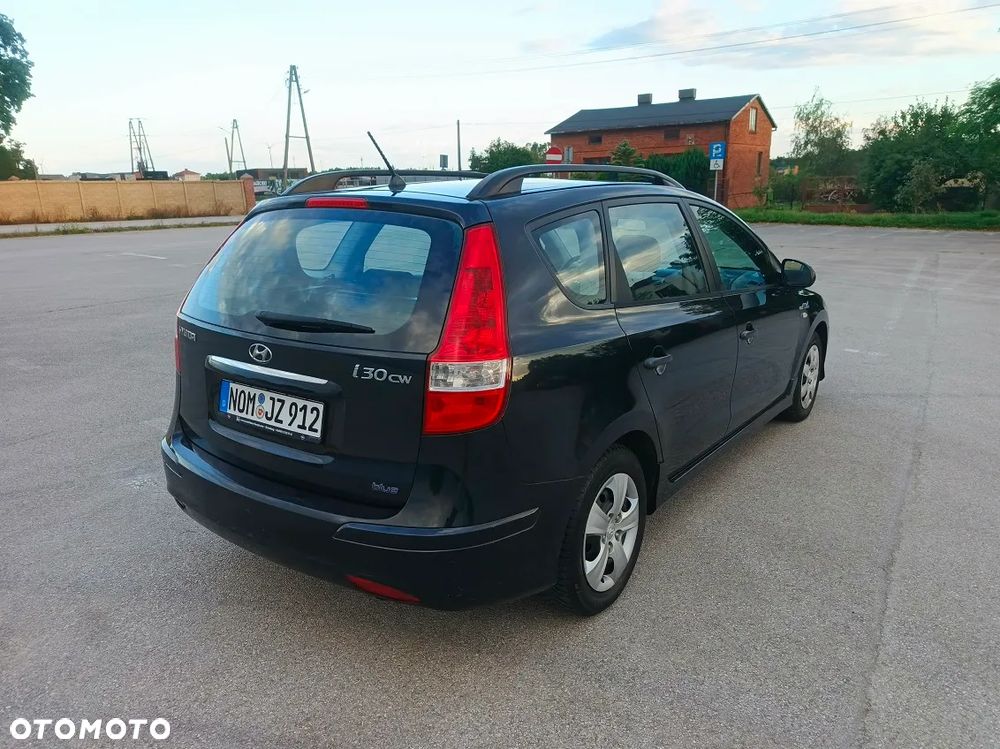 Hyundai i30 i30cw 1.4 blue Comfort - 4