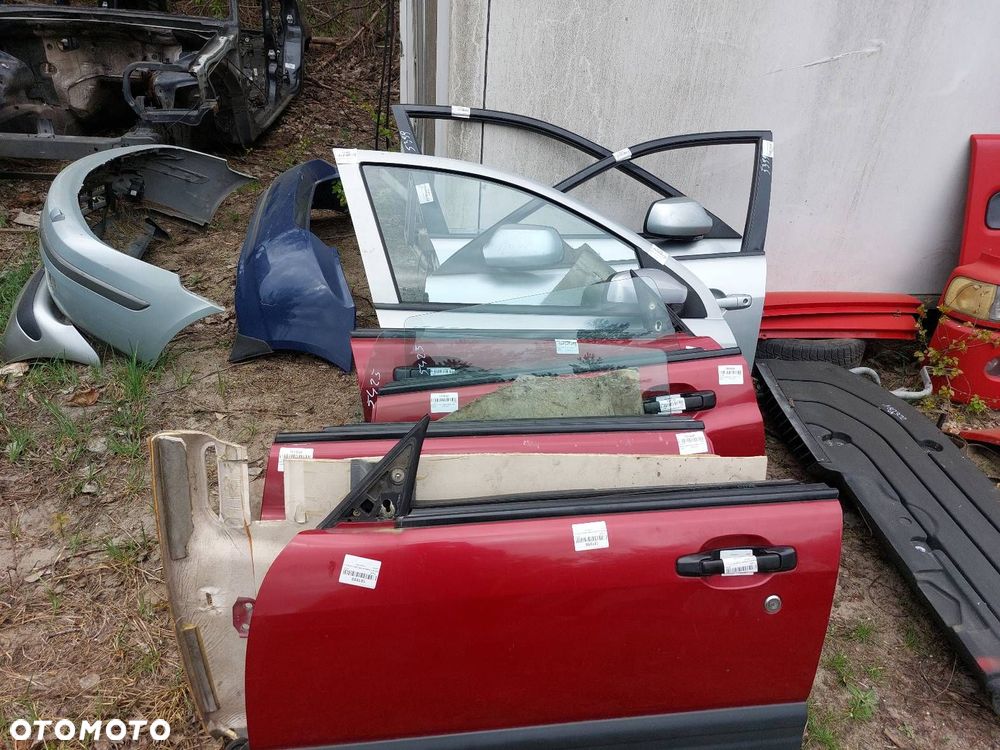 DRZWI KOMPLETNE PRAWY TYŁ SUBARU FORESTER I 8G7 - 5