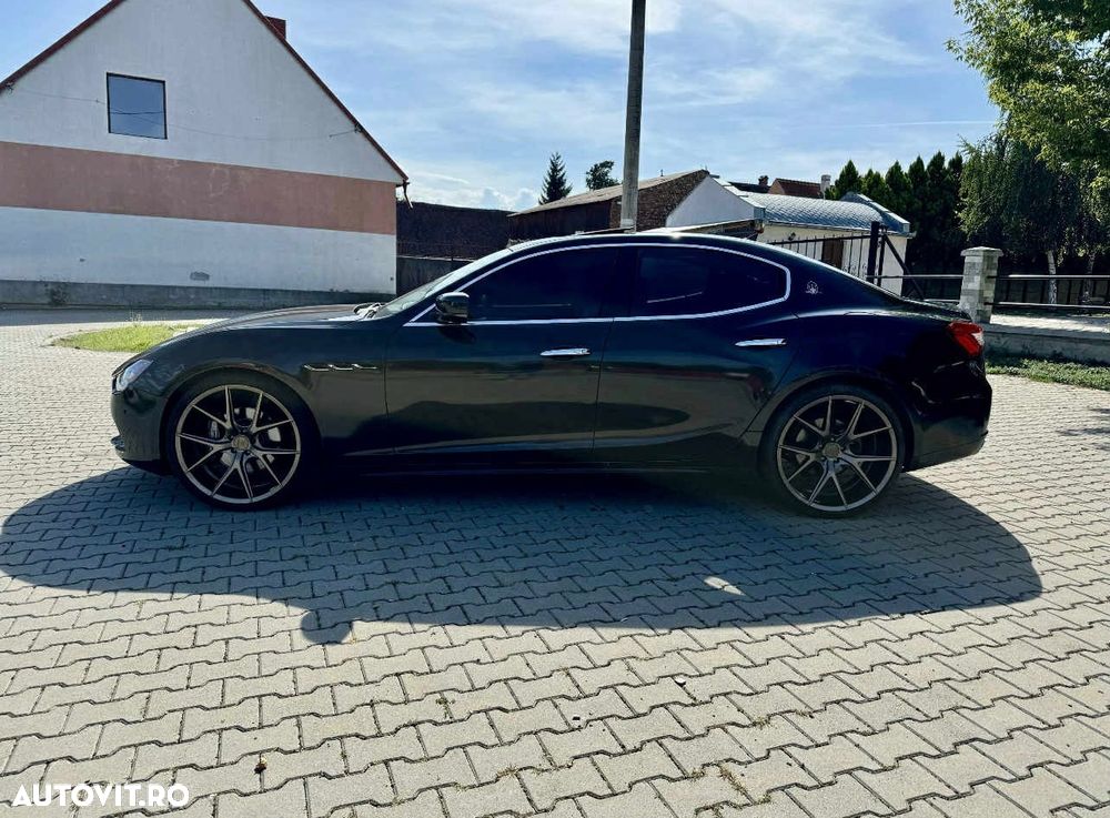 Maserati Ghibli GranLusso - 1