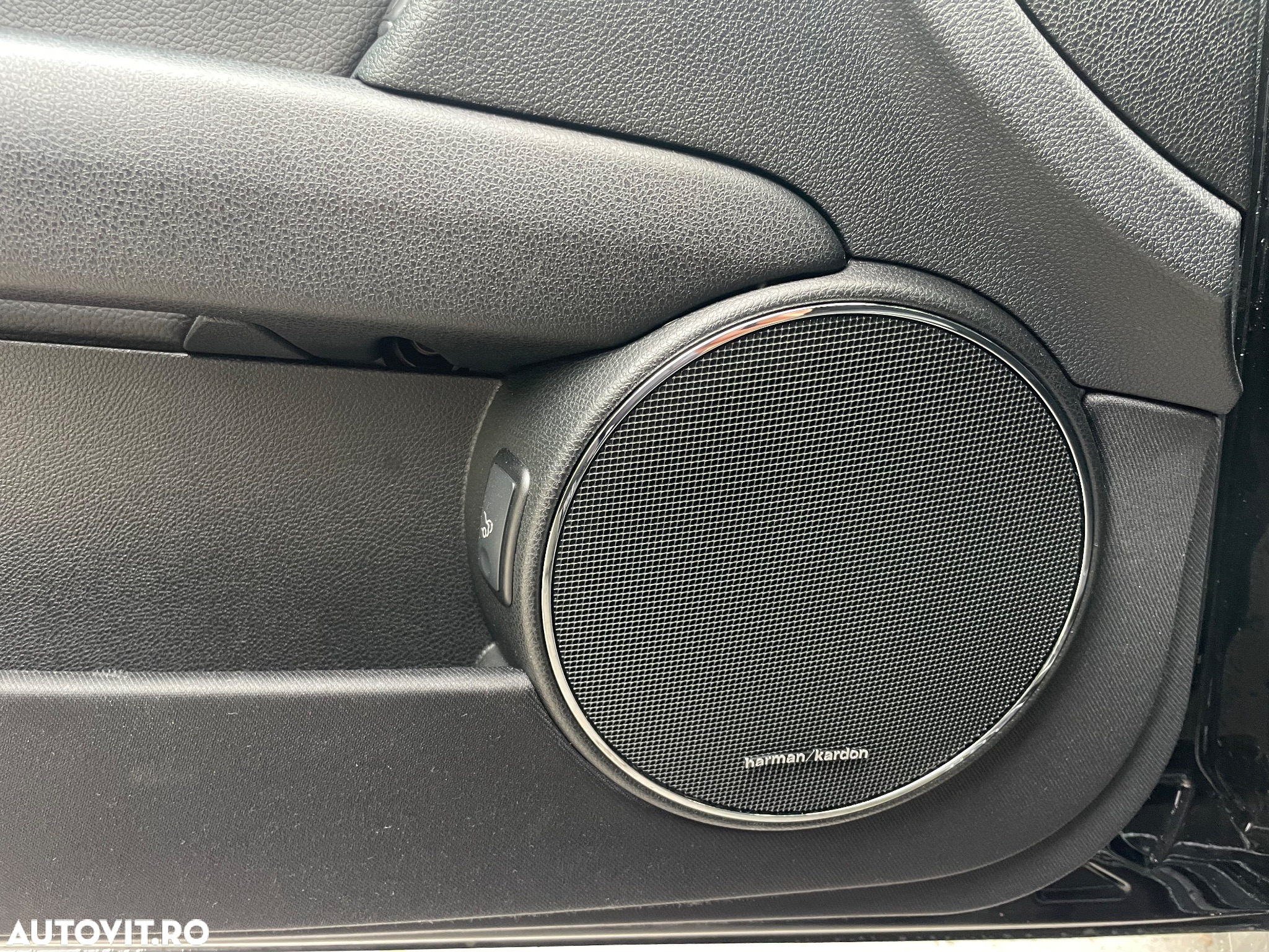 Mercedes-Benz C 180 BlueEFFICIENCY 7G-TRONIC Avantgarde - 12
