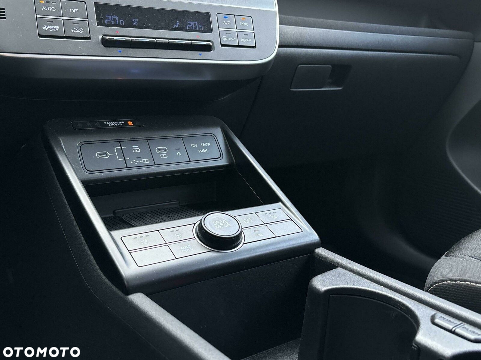 Hyundai Kona - 15
