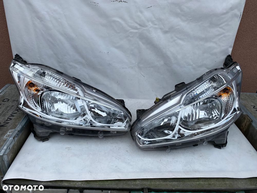 lampy peugeot 208 I komplet eu całe - 1