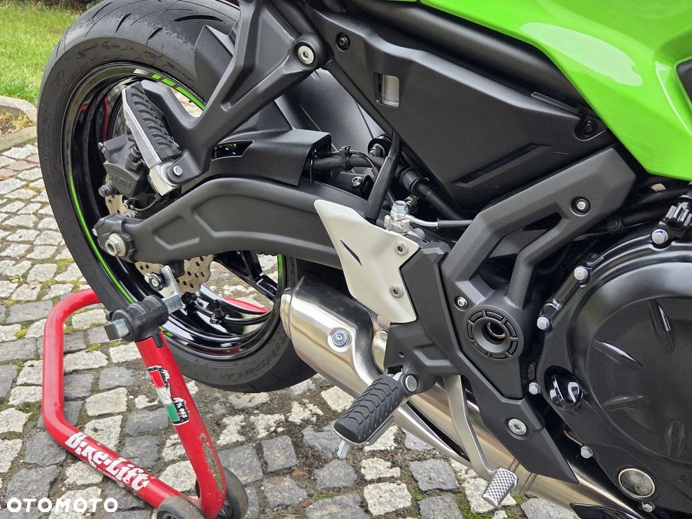Kawasaki Ninja - 32