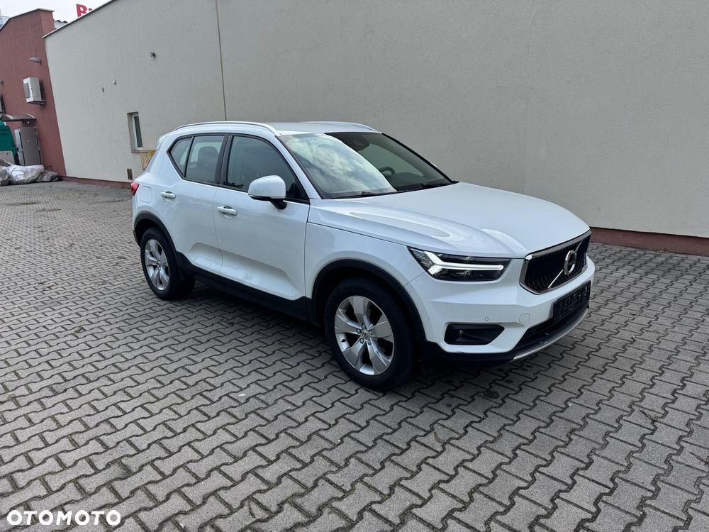 Volvo XC 40 D3 Momentum Pro - 1