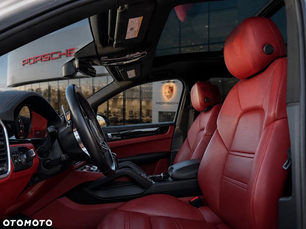 Porsche Cayenne E-Hybrid Tiptronic S - 12