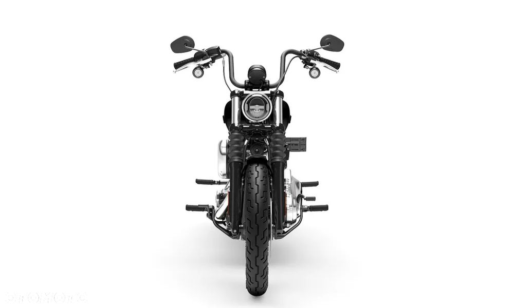 Harley-Davidson Softail Street Bob - 13
