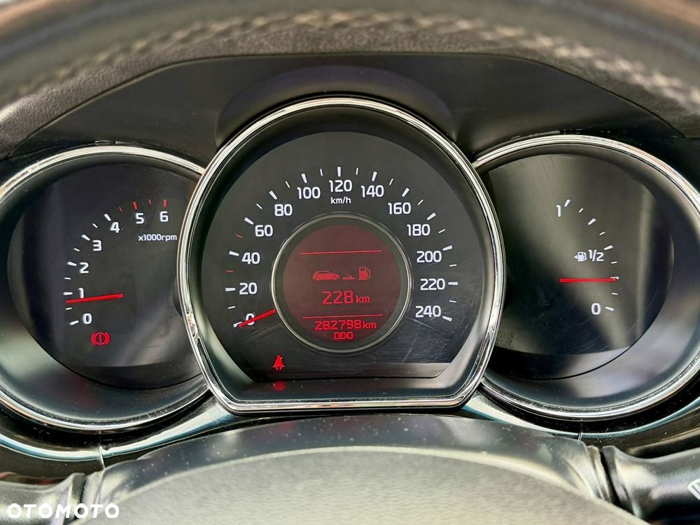 Kia Ceed 1.6 CRDi 128 Dream-Team Edition - 23
