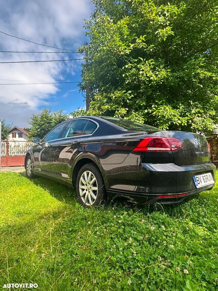 Volkswagen Passat 2.0 TDI DSG Comfortline - 3