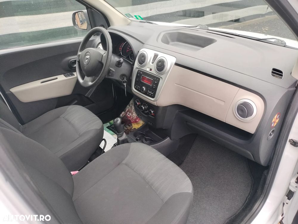 Dacia Lodgy dCi 90 Essential - 5