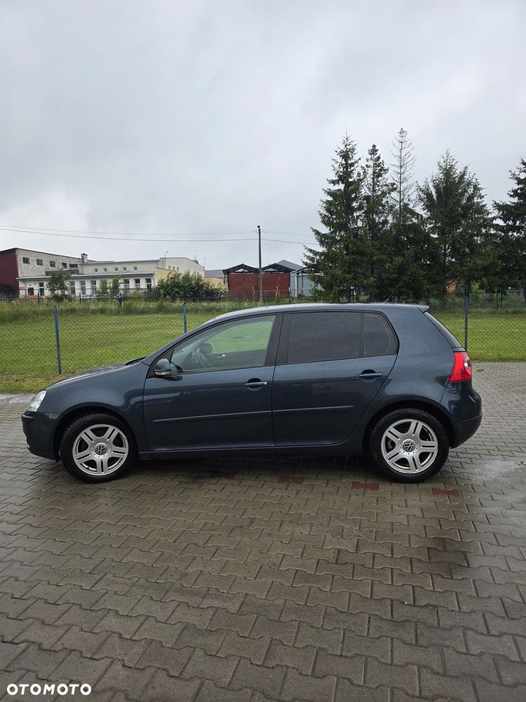 Volkswagen Golf - 8