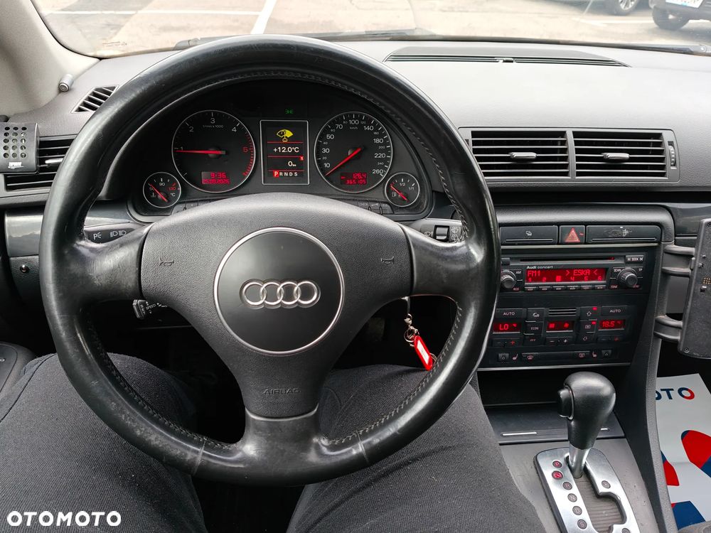 Audi A4 Avant 1.9 TDI Multitronic - 31