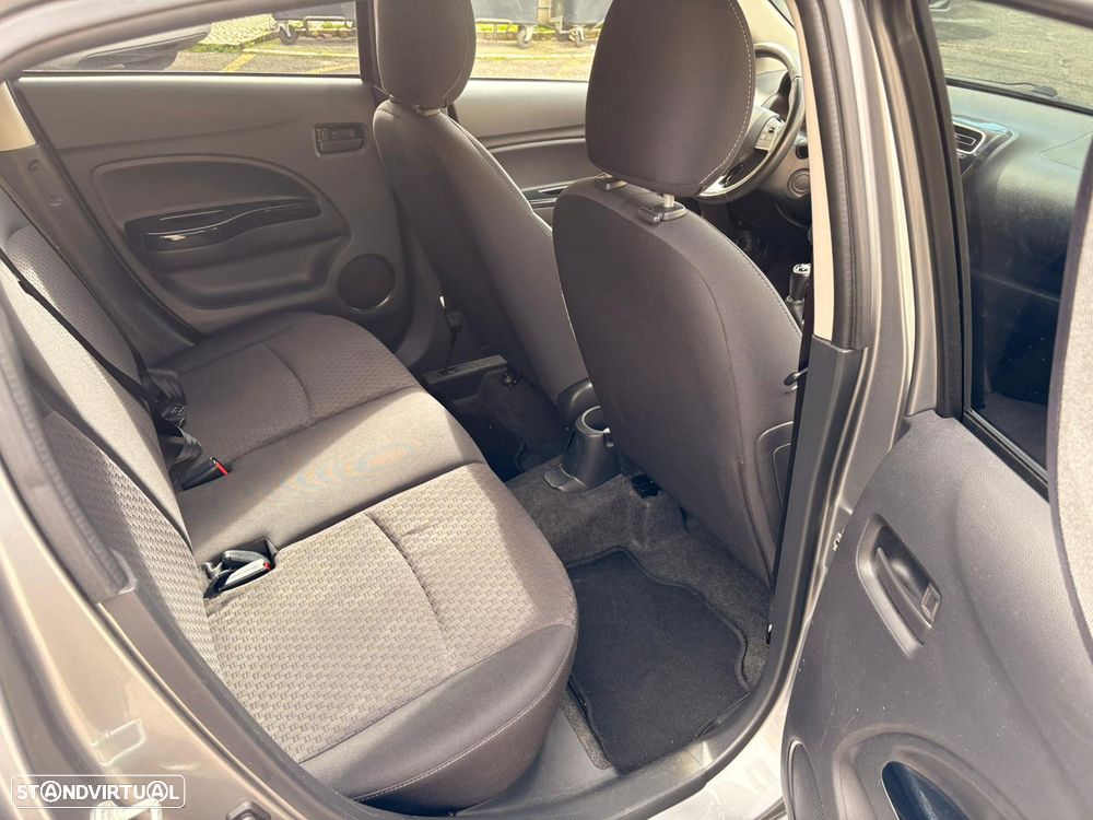 Mitsubishi Space Star 1.2 Intense Connect Edition - 9