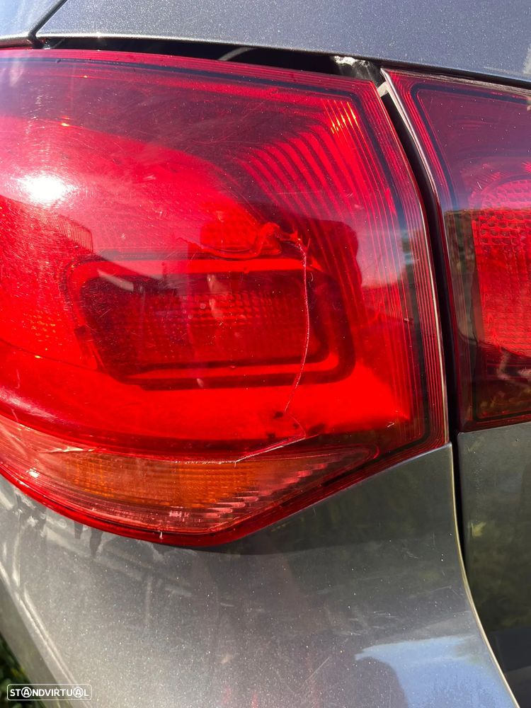 Opel Astra Sports Tourer - 23