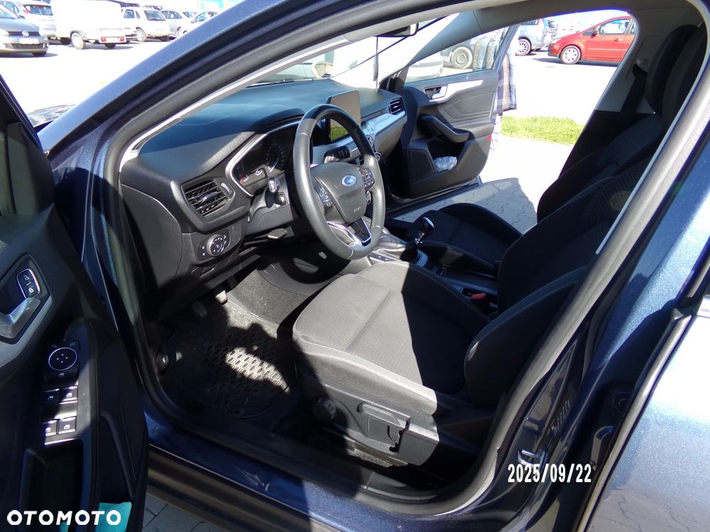 Ford Focus 1.0 EcoBoost Connected - 6
