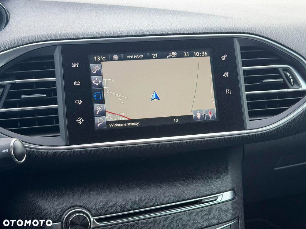 Peugeot 308 1.6 Premium - 16