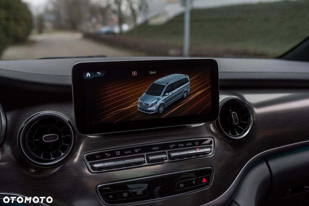 Mercedes-Benz Klasa V 300 d 9G-Tronic Exclusive (d³ugi) - 38