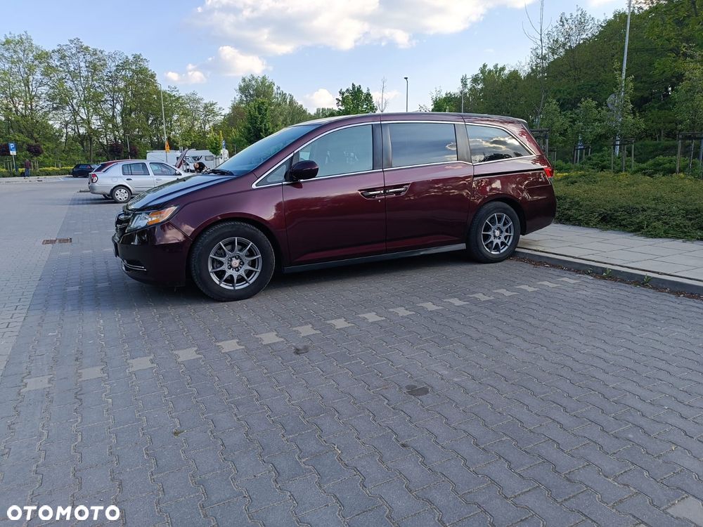 Honda Odyssey 3.5 LX - 6