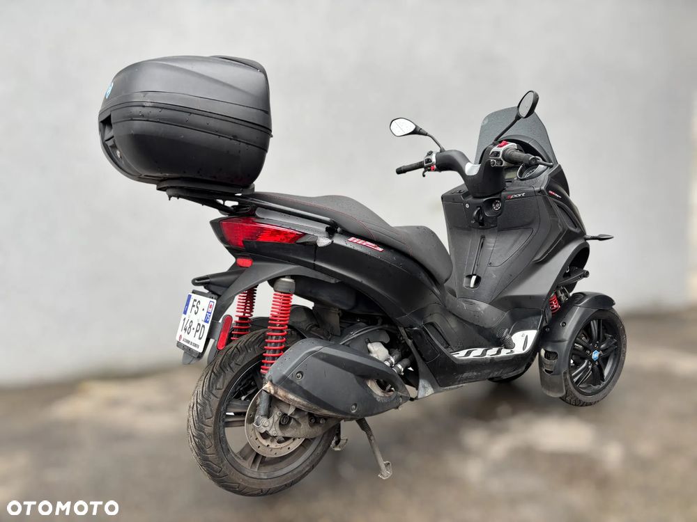 Piaggio MP-3 - 3