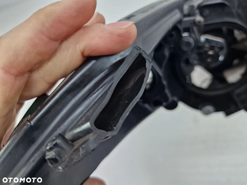 HYUNDAI I30 II 12- LEWA LAMPA PRZEDNIA PRZÓD , NR 92101-A6020 , NR AUKCJI LA519 - 12