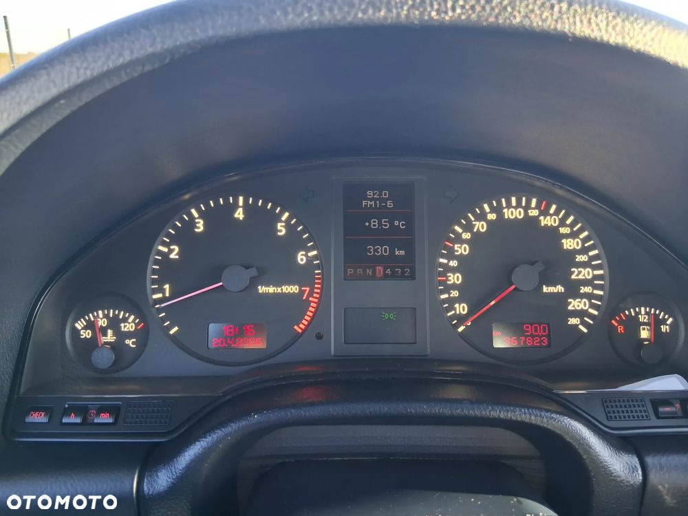 Audi A8 2.8 Tiptronic - 8