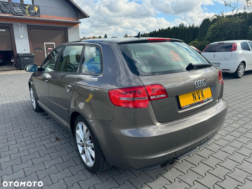 Audi A3 Sportback 1.4 TFSI Attraction - 9