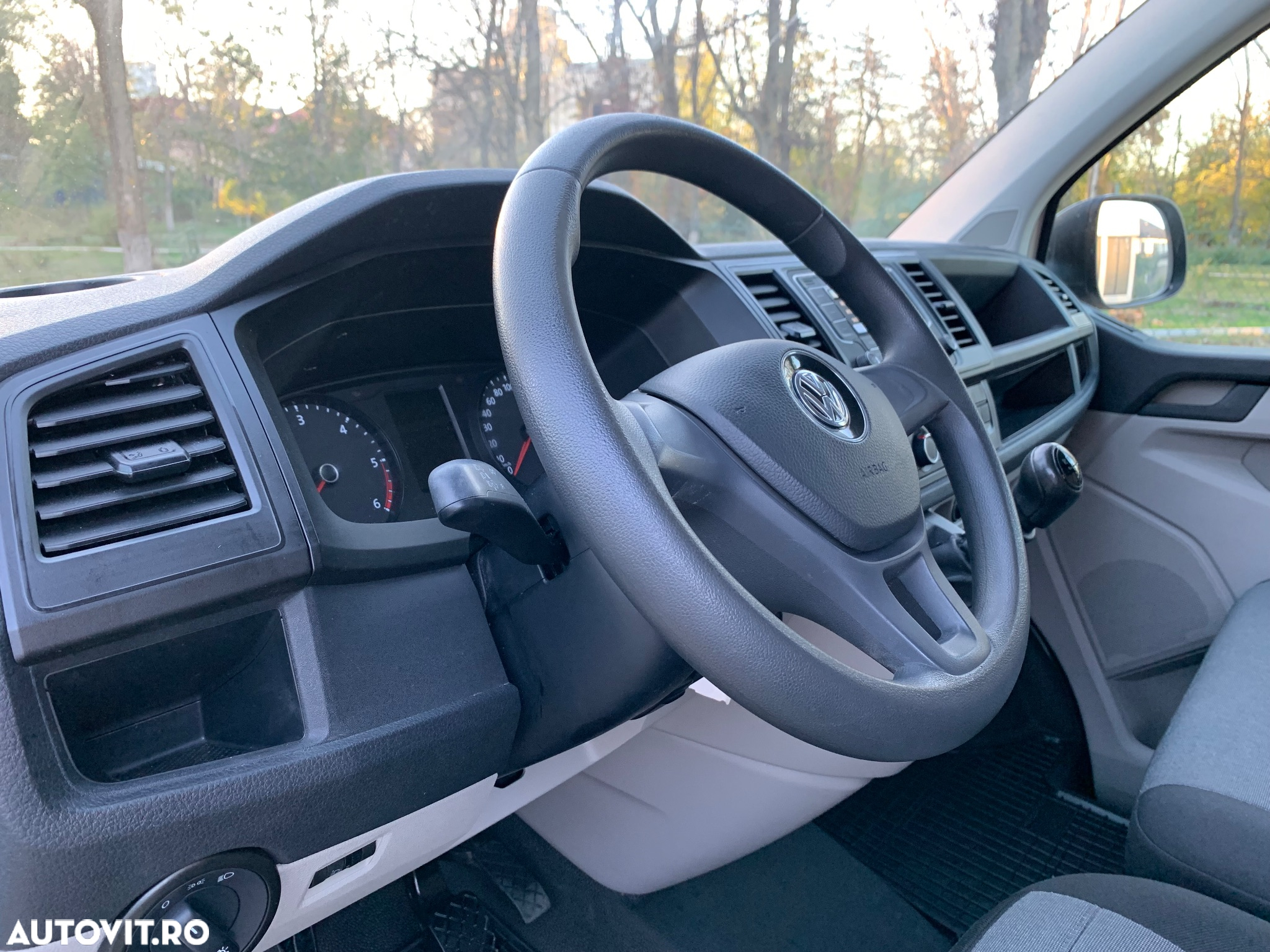 Volkswagen Transporter Kombi T6 2.0 TDI 84 kW KR - 15
