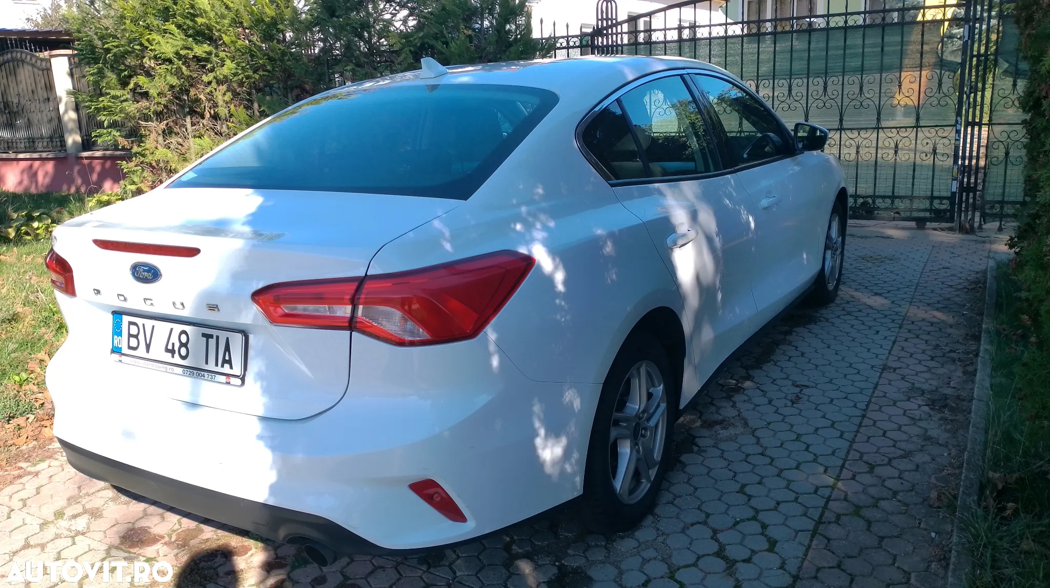 Ford Focus 1.0 EcoBoost Trend Edition - 8