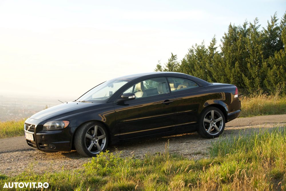 Volvo C70 2.0D Momentum - 5