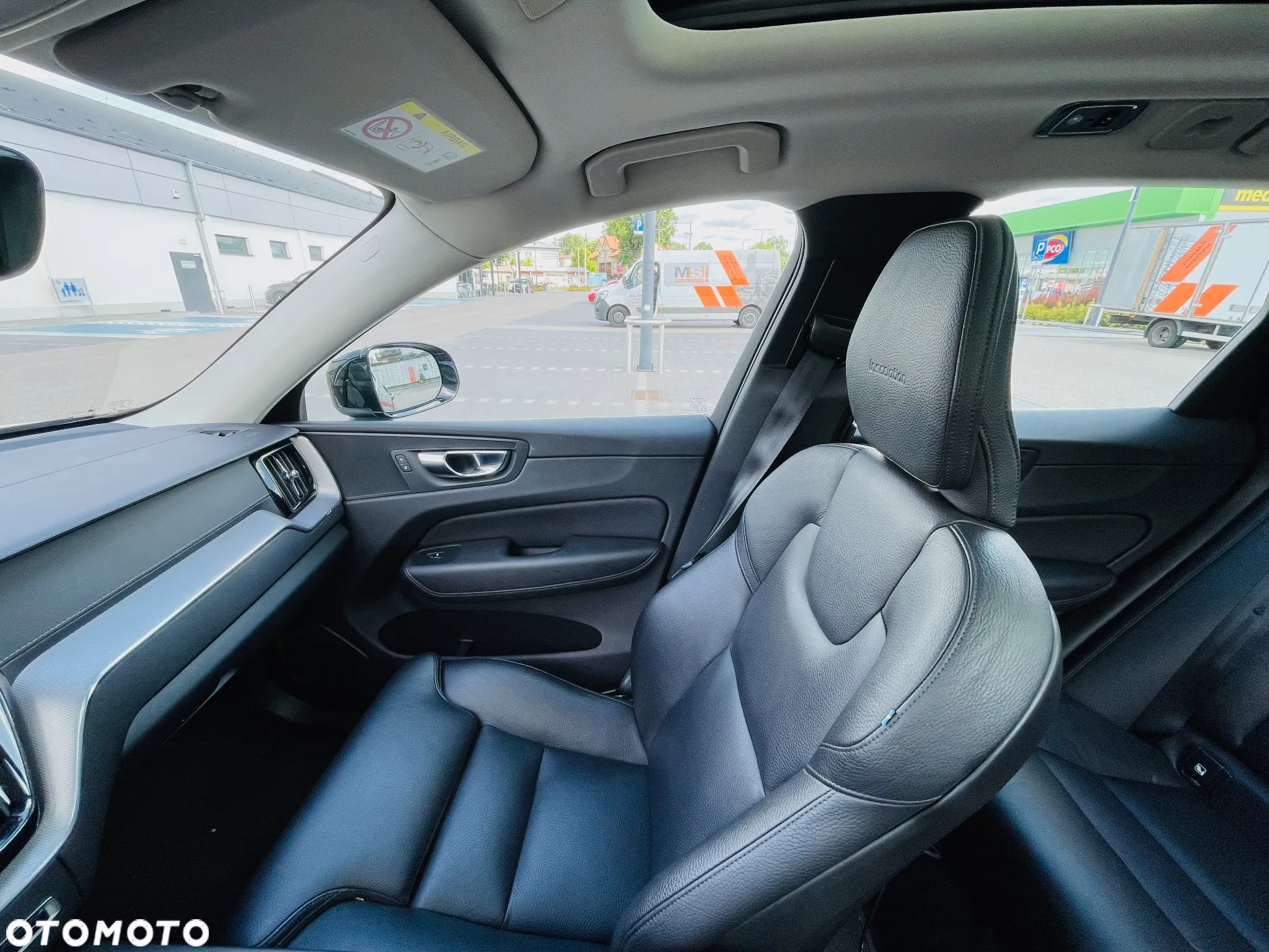 Volvo XC 60 T5 AWD Inscription - 4