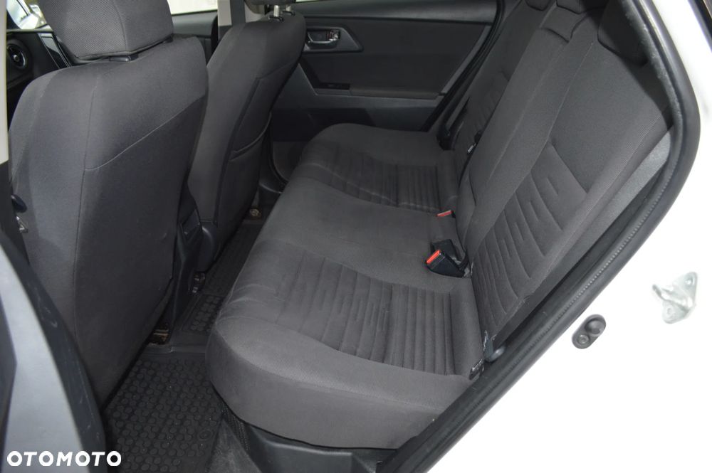 Toyota Auris 1.8 HSD Luna - 12
