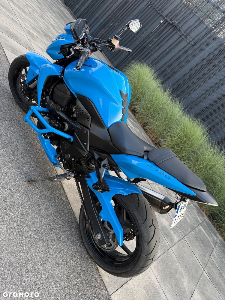 Kawasaki Z - 7
