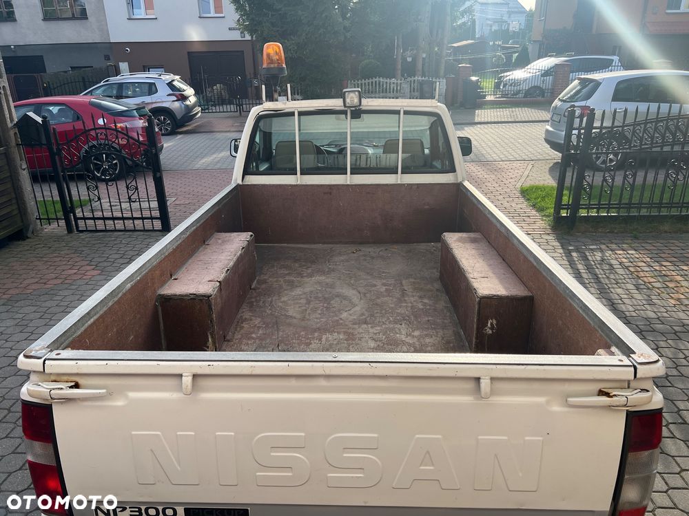 Nissan NP300 Pickup 2.5d SC Base - 6