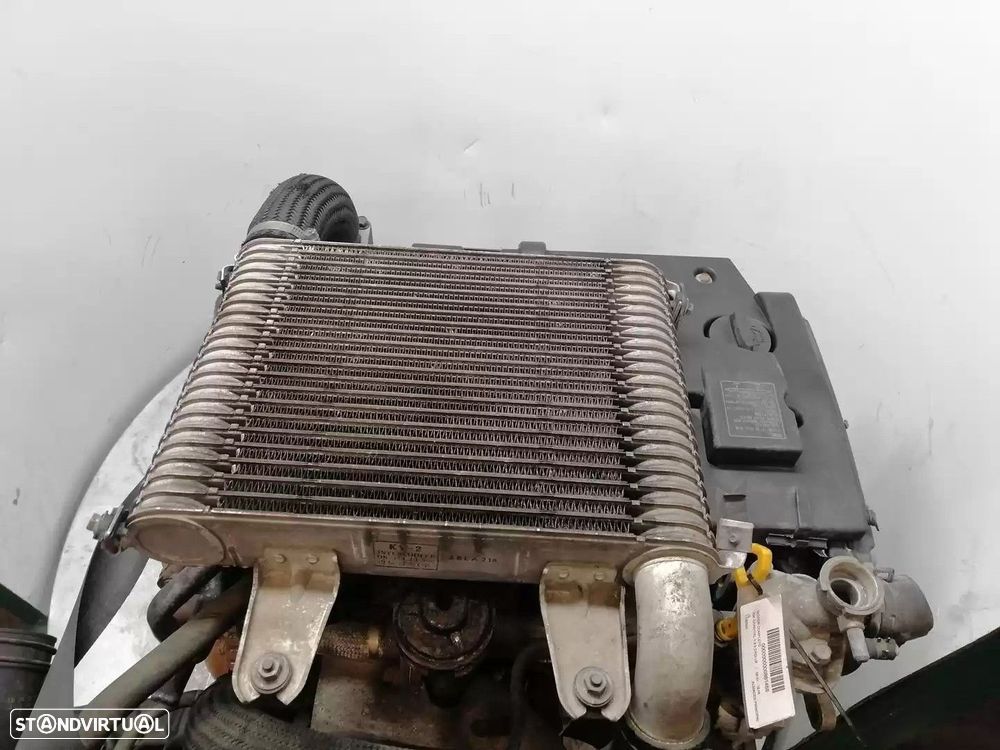 MOTOR COMPLETO KIA CARNIVAL II 2004 - 4